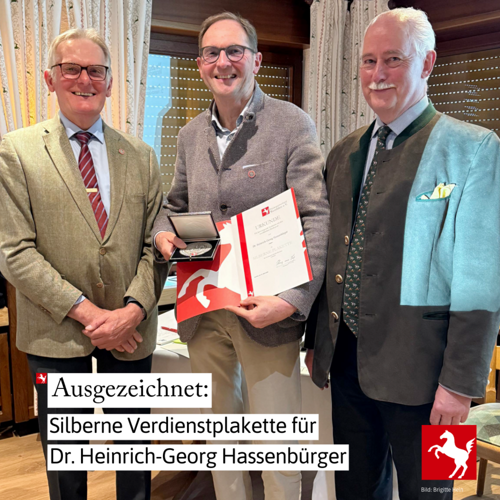 Silberne Verdienstplakette für Dr. Heinrich-Georg Hassenbürger Silberne Verdienstplakette für Dr. Heinrich-Georg Hassenbürger